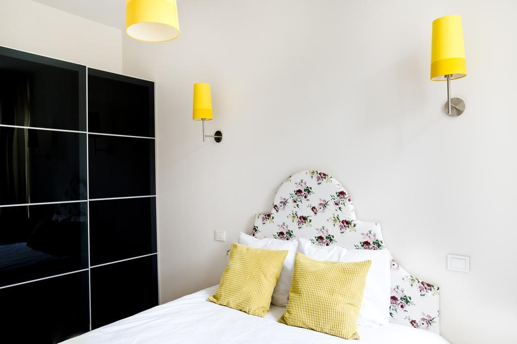 Bright Apartment In Old Town By Urban Rent Vilna Exterior foto